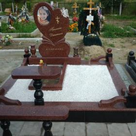 Памятник к111