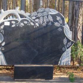 Памятник т104