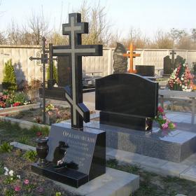 Памятник п107
